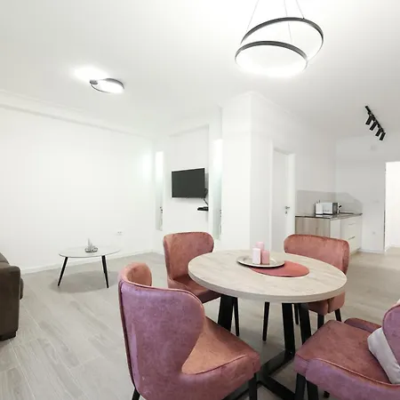 Central Point Apartmani, Banja Luka Exterior photo