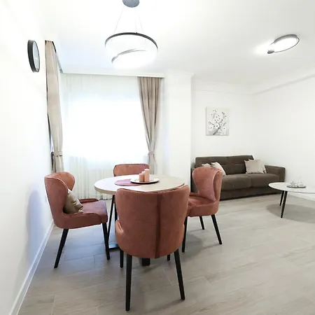 Central Point Apartmani, Banja Luka Exterior photo
